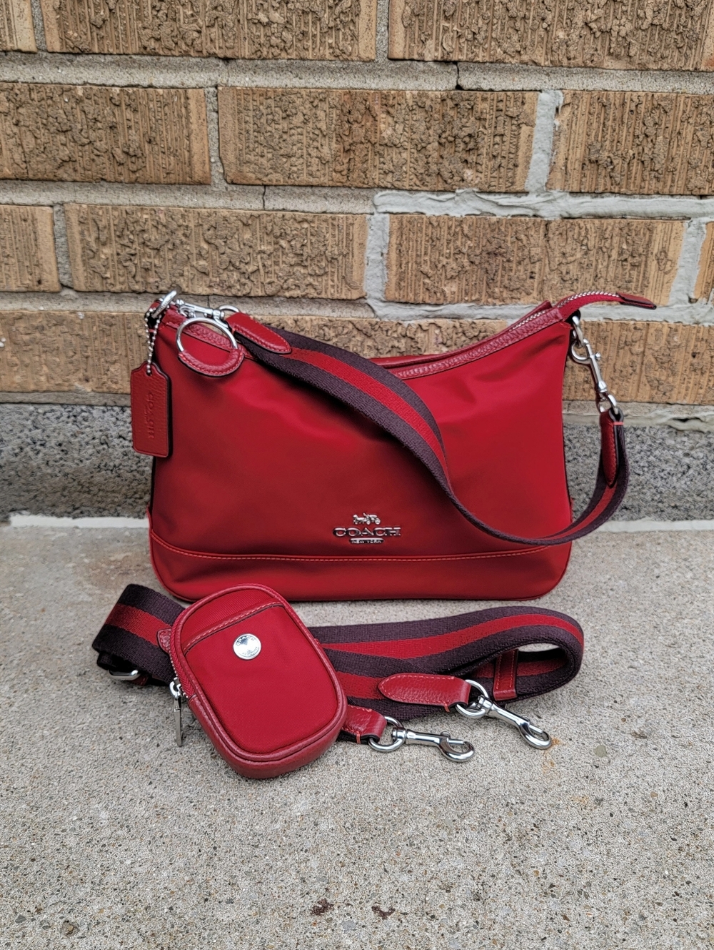 Coach Ellis Red Nylon Leather Striped Convertible Crossbody Coin Purse CA205